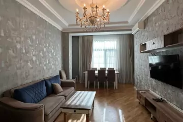 Aylıq Kirayə Yeni Tikili Elmler Akademiyasıda