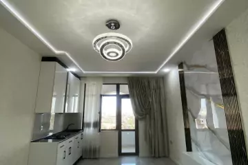 Satılır Yeni Tikili 8-ci Kilometrdə