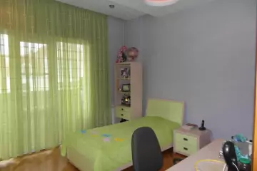 Satılır Yeni Tikili Heydər əliyev Mərkəzində