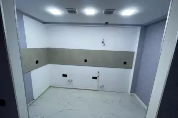 Satılır Yeni Tikili 8-ci Kilometrdə