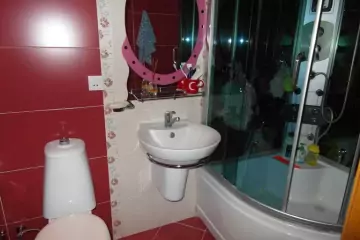 Satılır Yeni Tikili Heydər əliyev Mərkəzində
