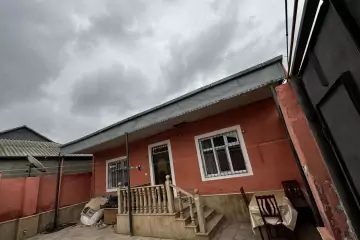 Satılır Həyət Evi Binəqədidə