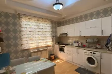Satılır Bağ Evi Buzovnada