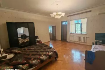 Satılır Bağ Evi Novxanıda