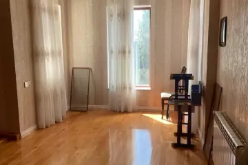 Satılır Bağ Evi Nardaranda