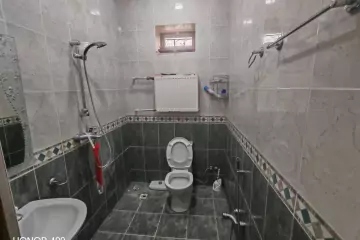 Satılır Bağ Evi Novxanıda