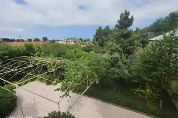 Satılır Bağ Evi Novxanıda