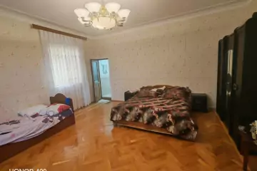 Satılır Bağ Evi Novxanıda