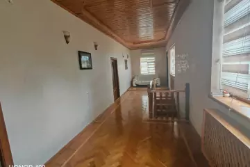 Satılır Bağ Evi Novxanıda