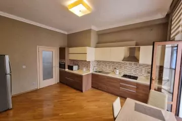Aylıq Kirayə Yeni Tikili 28 May Metrosu ətrafında