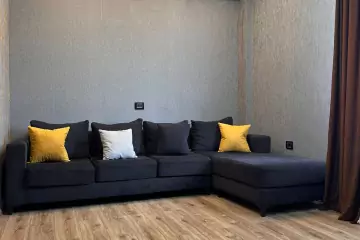 Satılır Yeni Tikili Masazırda