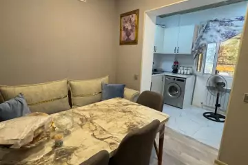 Satılır Köhnə Tikili Yeni Yasamalda