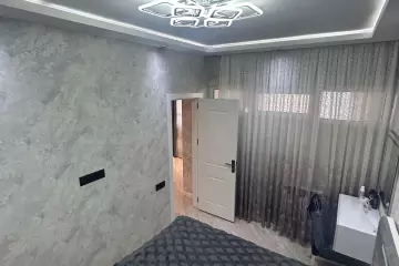 Satılır Köhnə Tikili 8-ci Mikrorayonda