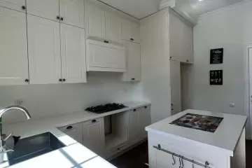 Aylıq Kirayə Yeni Tikili 28 May Metrosu ətrafında