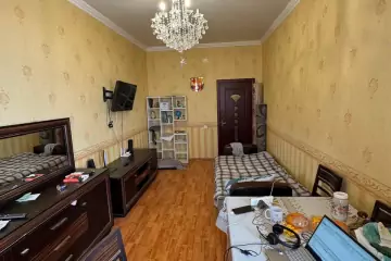 Satılır Yeni Tikili Yeni Yasamalda