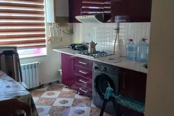 Satılır Köhnə Tikili Biləcəridə