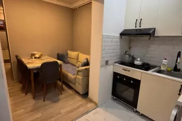Satılır Köhnə Tikili Yeni Yasamalda