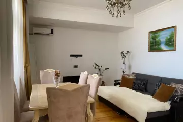 Satılır Yeni Tikili Masazırda