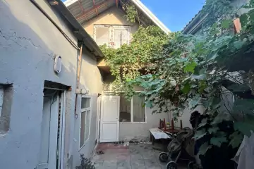 Satılır Həyət Evi Ramanada 