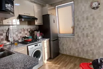 Satılır Köhnə Tikili Biləcəridə