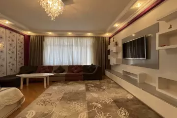 Satılır Yeni Tikili 28 May Metrosu ətrafında