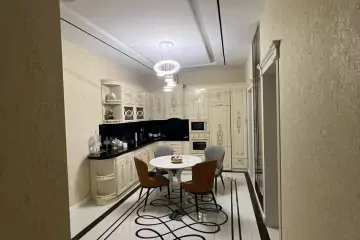 Aylıq Kirayə Yeni Tikili Elmler Akademiyasıda