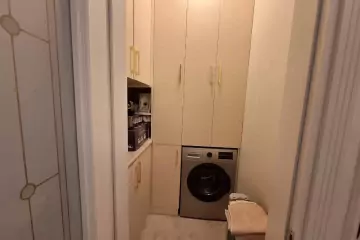 Satılır Yeni Tikili Elmler Akademiyasıda