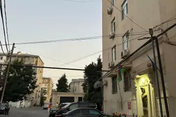 Satılır Köhnə Tikili Biləcəridə