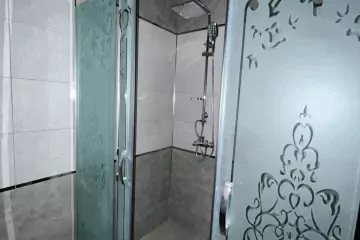 Satılır Yeni Tikili Qara şəhərda