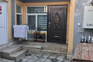 Satılır Həyət Evi Yeni Ramana Qəsəbəsida
