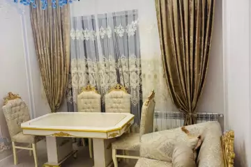 Satılır Yeni Tikili Ağ şəhər Kompleksində