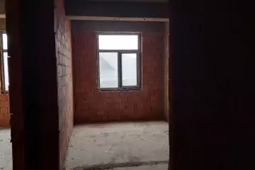 Satılır Yeni Tikili Masazırda