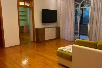 Satılır Bağ Evi Mərdəkanda