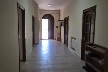 Satılır Bağ Evi Xızı Rayonunda