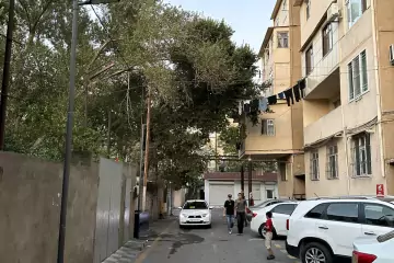 Satılır Köhnə Tikili Biləcəridə