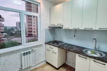 Satılır Köhnə Tikili 7-ci Mikrorayonda