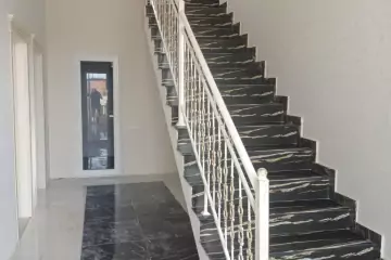 Satılır Həyət Evi Sarayda