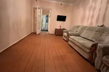 Satılır Köhnə Tikili Biləcəridə