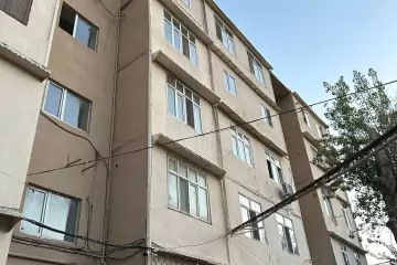 Satılır Köhnə Tikili Biləcəridə
