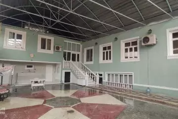 Satılır Həyət Evi Vtarov çastda