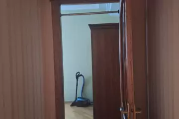 Satılır Yeni Tikili Bakı Kinoteatrıda