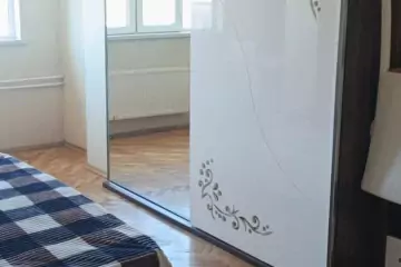 Aylıq Kirayə Köhnə Tikili Ağ şəhər Kompleksində