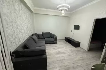 Günlük Kirayə Yeni Tikili Yeni Yasamalda