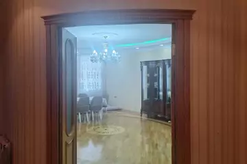 Satılır Yeni Tikili Bakı Kinoteatrıda