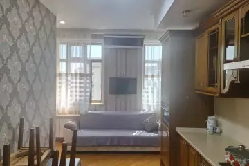 Satılır Yeni Tikili Bakı Kinoteatrıda