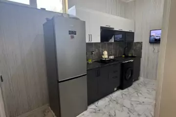 Satılır Həyət Evi Sabunçu Qəsəbəsida