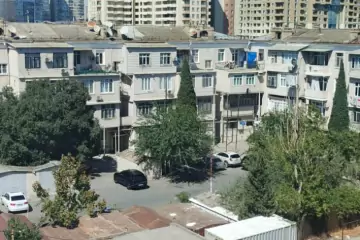Aylıq Kirayə Köhnə Tikili Ağ şəhər Kompleksində