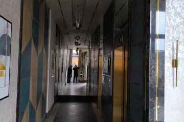 Satılır Yeni Tikili Beşmərtəbədə