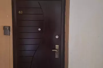 Satılır Yeni Tikili Bakı Kinoteatrıda