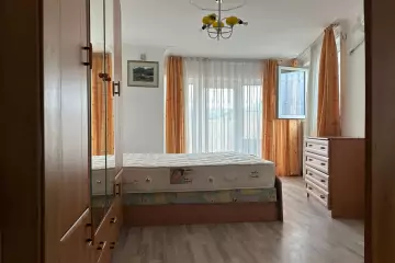 Aylıq Kirayə Köhnə Tikili İçərişəhərdə